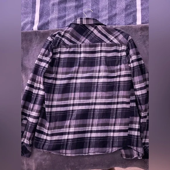 Oniel Black and Gray Flannel - Picture 2 of 3